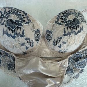 Intimissimi Cream/Blue Satin/Lace Bra Set 34B S
